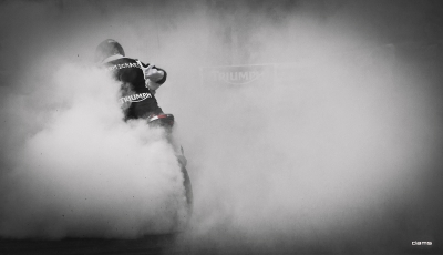 2010-09-26/ dams33
Par: dams33 /  serie  -(Triumph live)-
