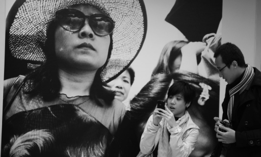 2011-10-12 / romain72
Par: romain72 - [ Noir et Blanc, Sepia et desaturation partielle ]
