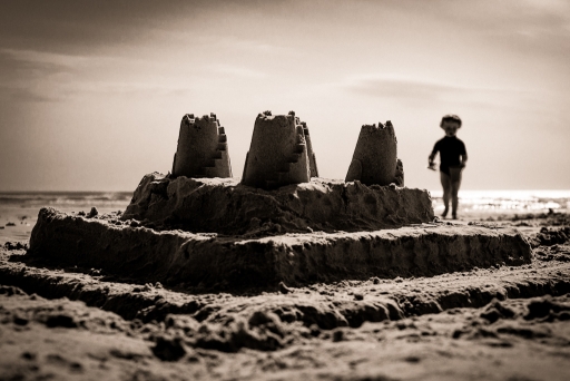 2013-09-03 / I.JUJU
I.JUJU - [ Noir et Blanc, Sepia et desaturation partielle ]
