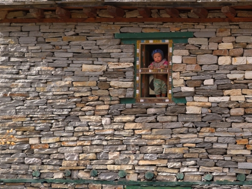 [Janvier 2020] À travers la vitre ou par la fenêtre
Dan2 "à€ la fenêtre"
