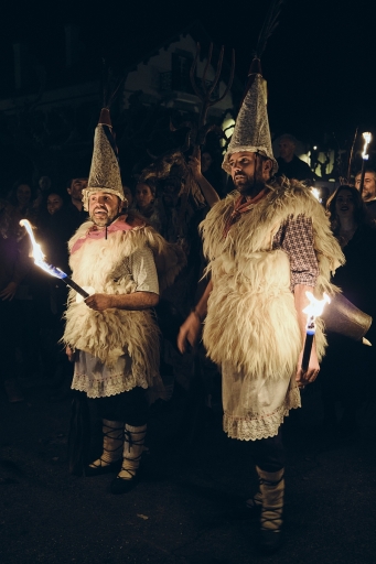 2024-02-27 vinhug
vinhug [Portraits]
