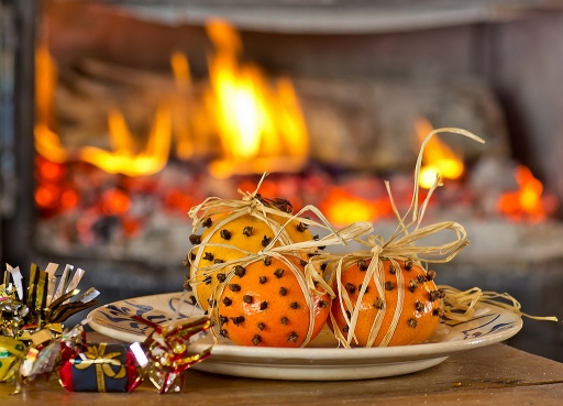 [ Décembre 2012 ] Thème : Noël, le temps d'un retour en enfance
Sylve    "Douces senteurs de mon enfance" 
