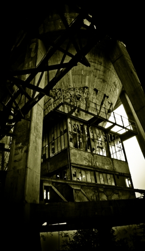 2011-09-13 / sonarprod
Par: sonarprod - [ Ruines / Friches industrielles ]
