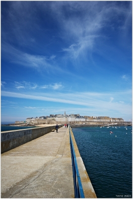 2009-04-20/ Toutenk10
par: Toutenk10 -[La mer, ocean]-
