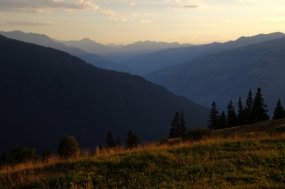 2009-09-06/ pierrot73210
par: pierrot73210 -[ Coucher / Lever de soleil ]-
