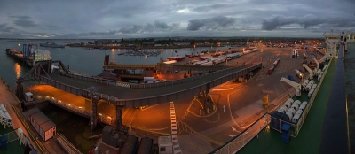 2009-11-08/ Marc15
par: Marc15 -[Panoramas]-
