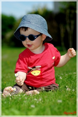 2008-07-20 / Byron29
Par Byron29 [ Portraits de bebes et enfants ] 
