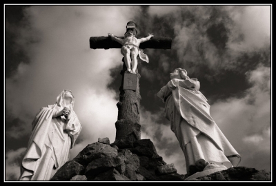 2008-10-27 / orahn59
par orahn59 [ Noir et Blanc, Sepia et desaturation partielle ]
