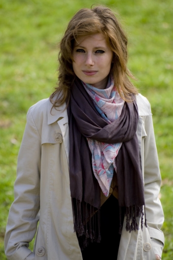 2011-10-15 /  Antonin
Par : Antonin [ Portraits adultes et adolescents ]
