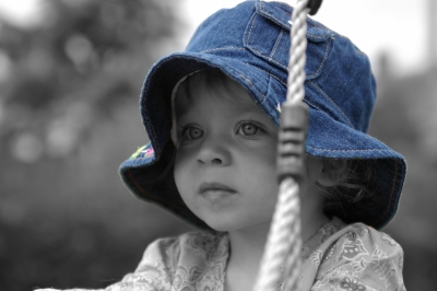 2008-07-18/ Napo7
Par Napo7 [ Noir et Blanc, Sepia et désaturation partielle  ]
