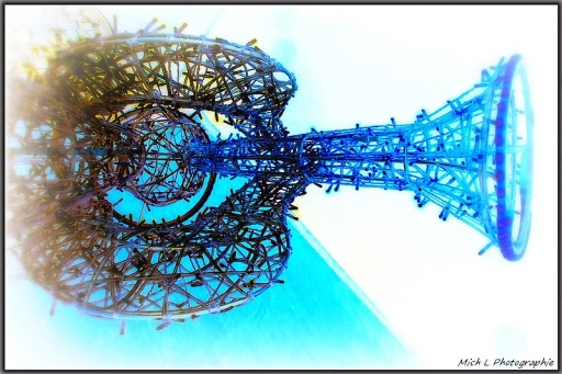 2014-01-09 / degun13113
degun13113    [ Noir et Blanc, Sepia et desaturation partielle ]
