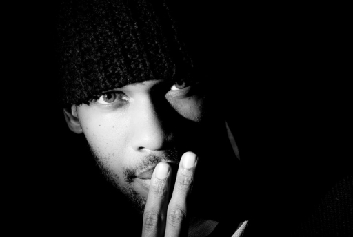 2011-10-19 /mani75
Par : mani75  [ Portraits adultes et adolescents ]
