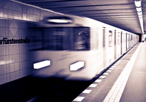 2011-03-09  -  macmini95
Par:  macmini95  vos series -  [ Uban Berlin 2011 ] -
