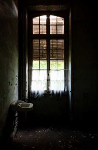 [Novembre/Décembre 2010] De l'ombre a la lumiere / bolido
"De l'ombre a la lumiere", bolido
