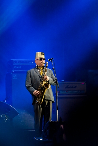 2013-06-18 / tchwouing
tchwouing " Madness à  l'armada 2013 à  Rouen"
