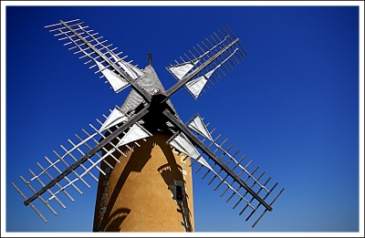 2010-07-13 / darknesslol
Par : darknesslol - [ Eoliennes / Moulins ]
