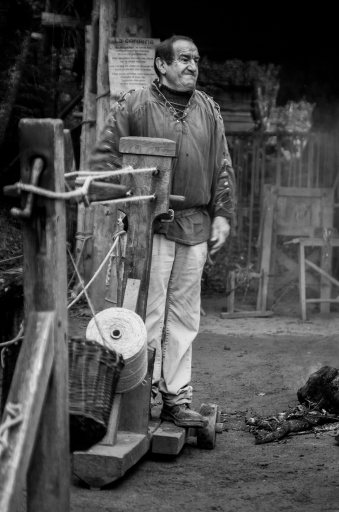 2013-10-27 / tchwouing
tchwouing " Les artisans de Guedelon "
