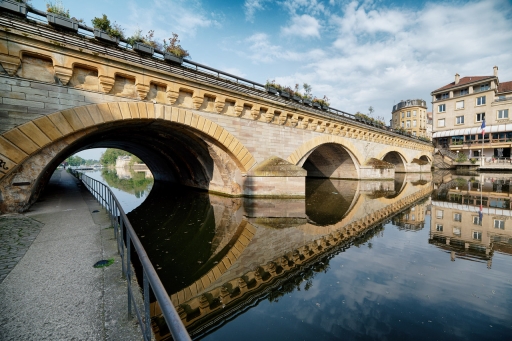 2023-05-19 charlysouho
charlysouho  [Environnement urbain et constructions humaines]
