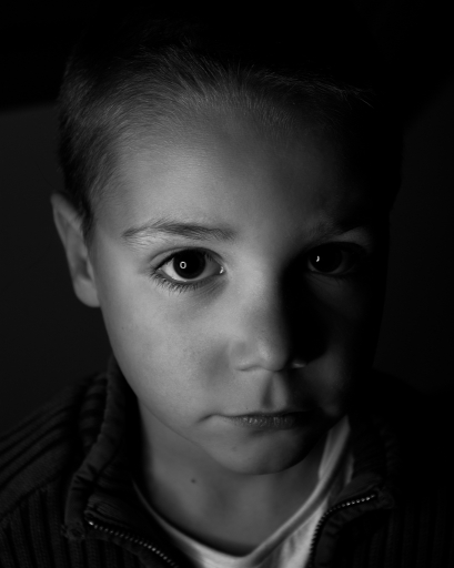 2013-06-30 / Phil22140
Phil22140 [ Portraits de bebes et enfants ]
