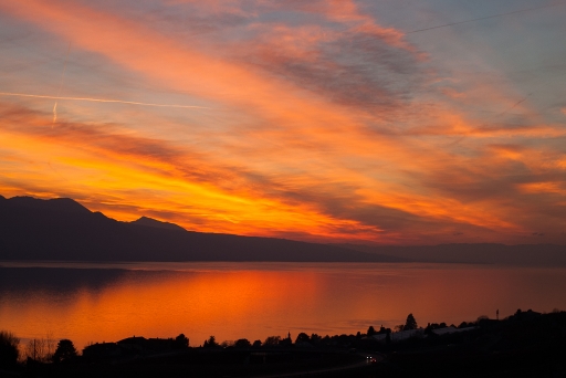 2014-12-26 / Gin.net
Gin.net [ Coucher / Lever de soleil ]
