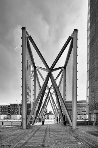 2016-08-27 / Berzip
Berzip / [black & white a la BNF]
