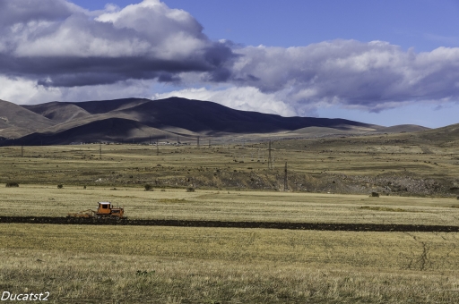 2018-12-15/ducatst2
ducatst2-Dans vos series "Gyà¼mri et le Nord-Ouest (Armenie 2018)
