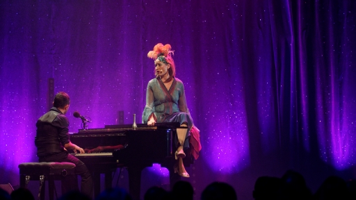 2020-02-12/papa
papa-Spectacles et concerts.
