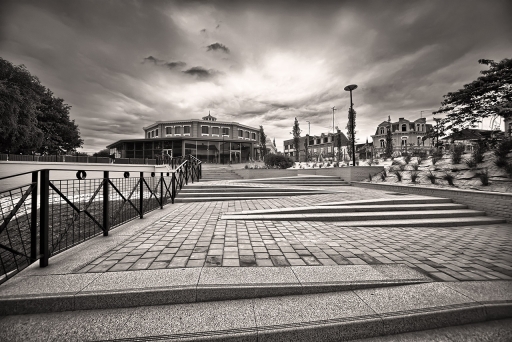 2020-07-22/berzip
berzip [Environnement urbain et constructions humaines]
