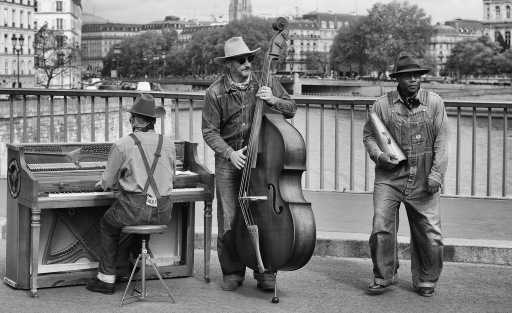 2014-09-14 / El Barto
El Barto [ Rues / Ambiance de ville / Paysages urbains ]
