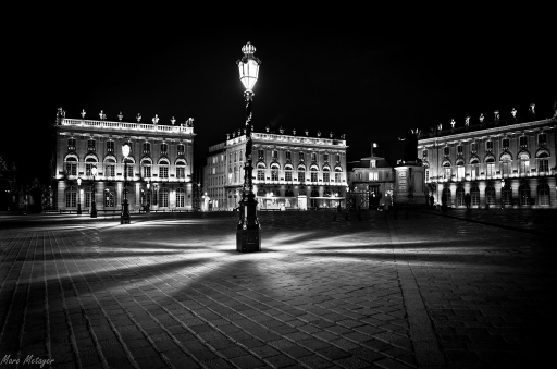 2014-01-03 / leech
leech [Nuit ou poses longues]
