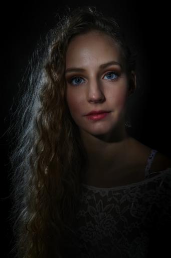 2023-12-14 / Berzip
Berzip [Portraits]
